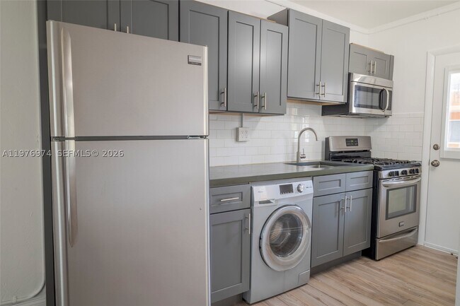 Photo - 7901 SW 64th St Unit 2