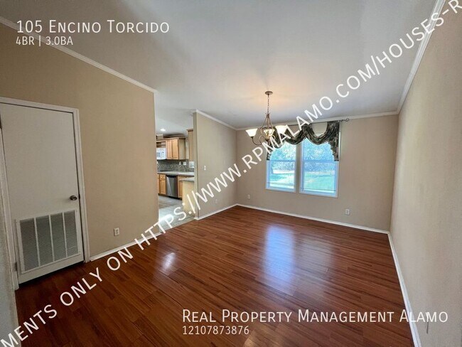 Photo - 105 Encino Torcido