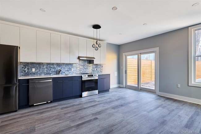 Photo - 30-88 42nd St