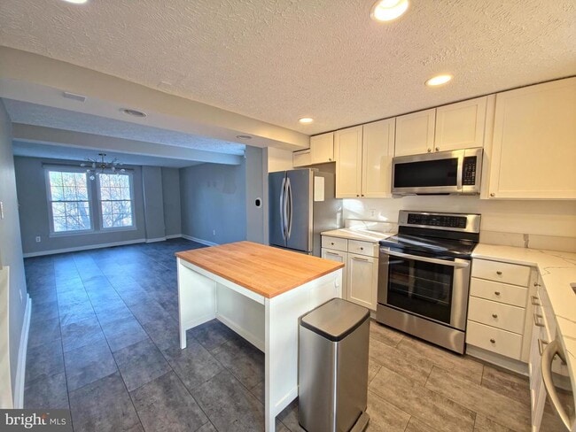 Photo - 1640 Fieldthorn Dr