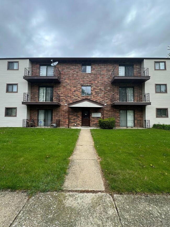 Building Photo - 5160 Thomas Dr Rental