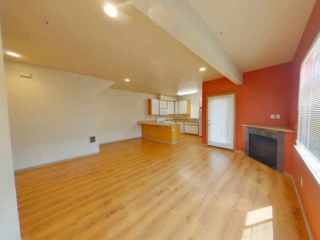 Photo - 762 E 17th Ave Unidad 1