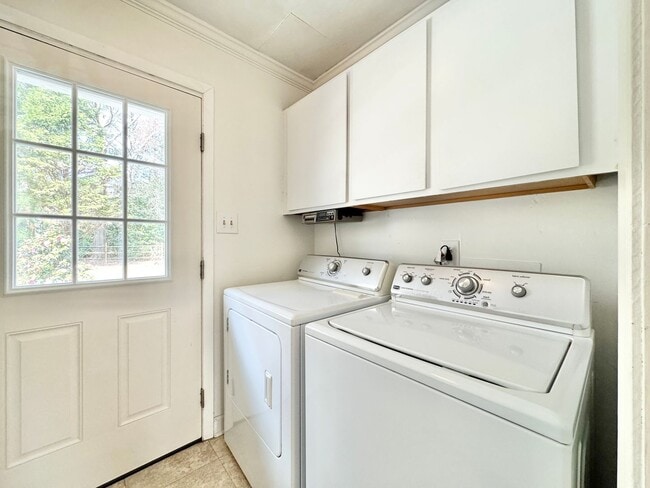 Photo - Well Maintained 3 Bedroom Home Off Lake Brandt Rd!