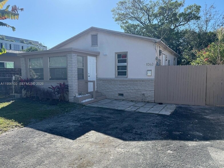 Photo - 4360 NE 13th Ave