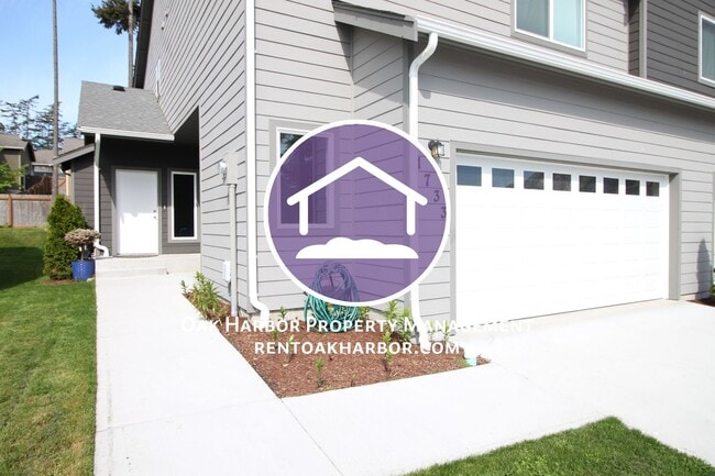 Building Photo - 3 Bed 2.5 Bath - A/C - Pet Friendly - Ft Nugent Park - NAS Whidbey