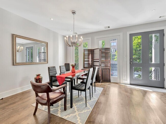 Photo - 1412 Wrightwood St