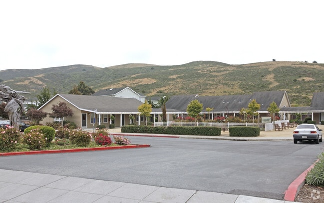 Photo - Moonridge Apartments