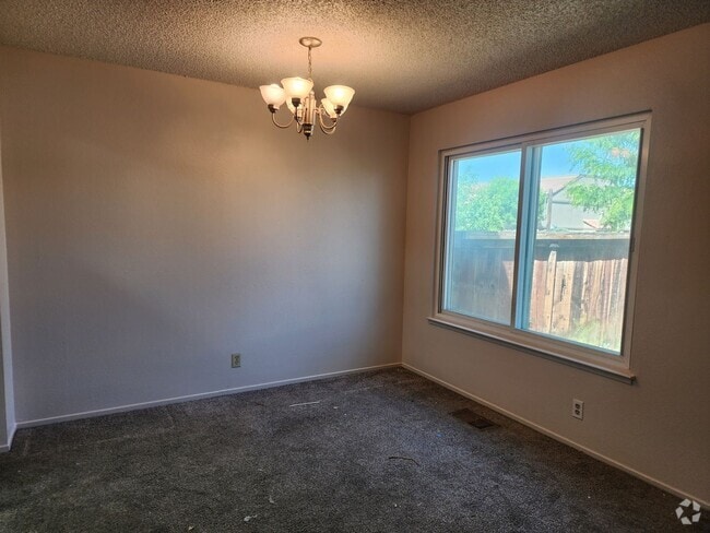 Building Photo - 4-Bedroom, 3-Bath, 2 Car-Garage Rental