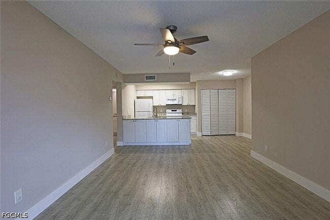 Photo - 5307 Summerlin Rd Unit 714
