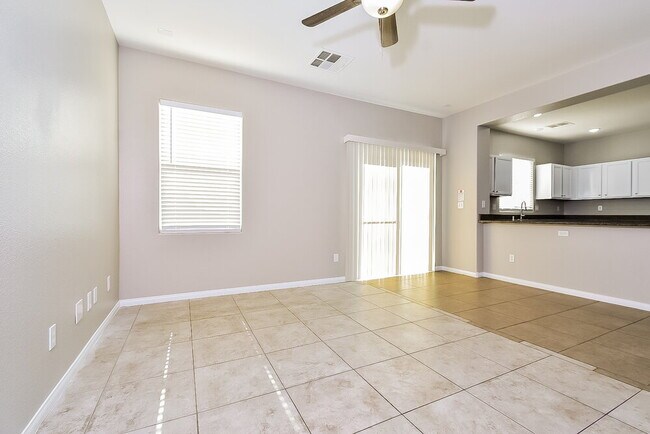 Photo - 8024 Carr Valley St