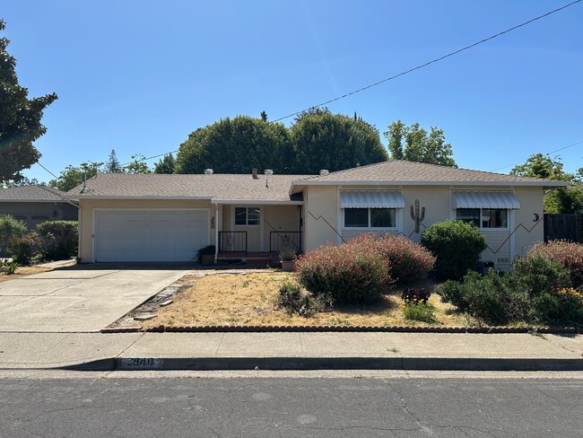 Nice Single Level Home with Attached Garag... - Nice Single Level Home with Attached Garag...