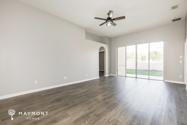 Photo - 1128 Vinetree Dr