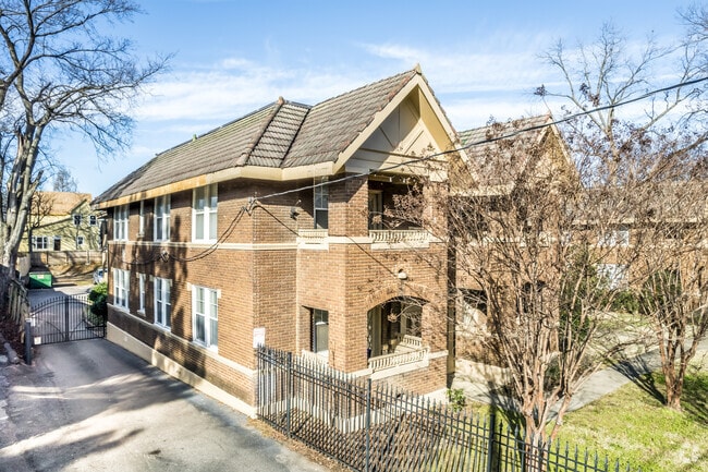 Ashley Manor Apartments - Ashley Manor Apartments