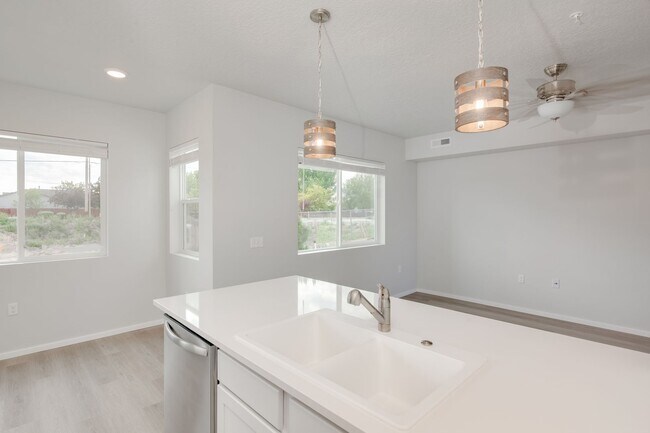 5119 Osgood Ln Unit Q201