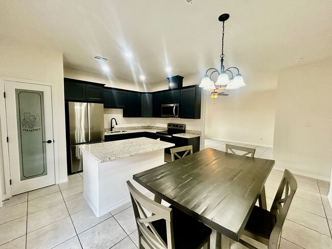 Photo - Contemporary La Vida Home, 2024 Build