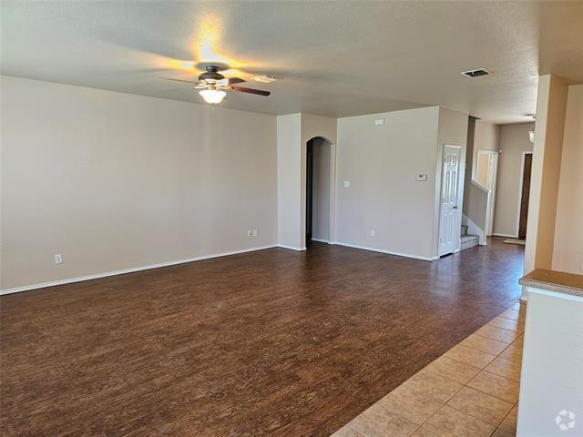 Building Photo - 109 Cliffbrook Dr Rental