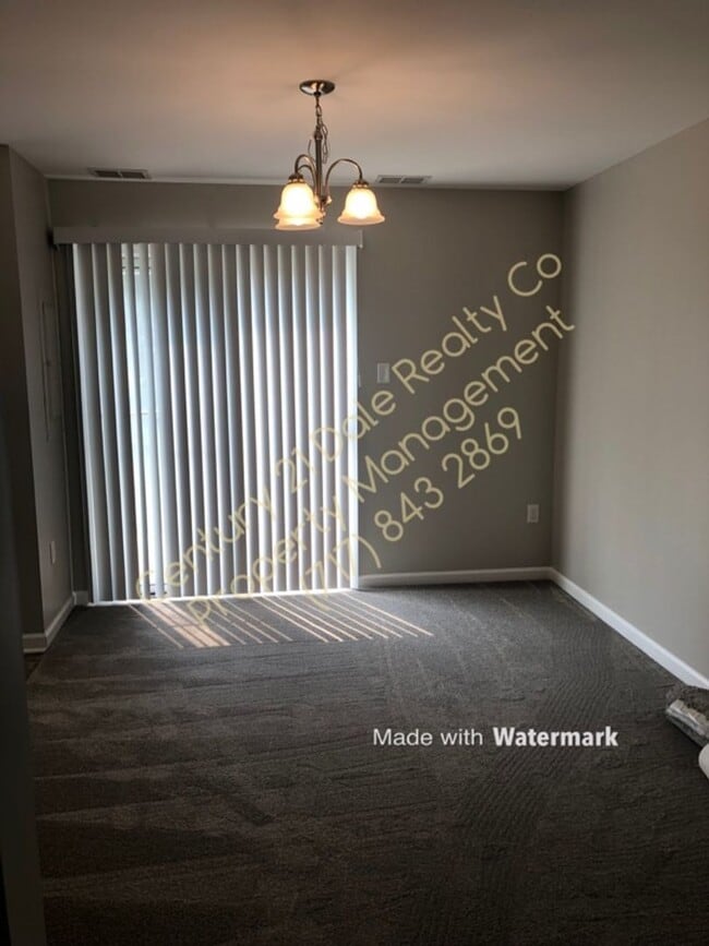 Photo - Lovely 2 Bedroom Home in Central School Di...