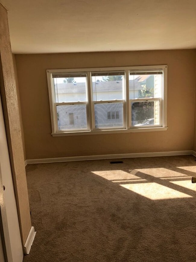 Photo - 731 E 7th St Unidad Lower