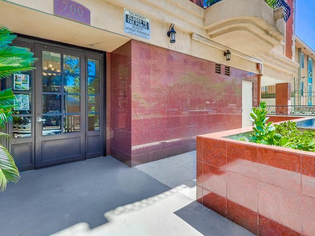 Photo - 700 S Ardmore Ave Unit 204