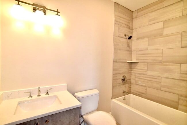 Photo - 601 Washington St Unidad 4