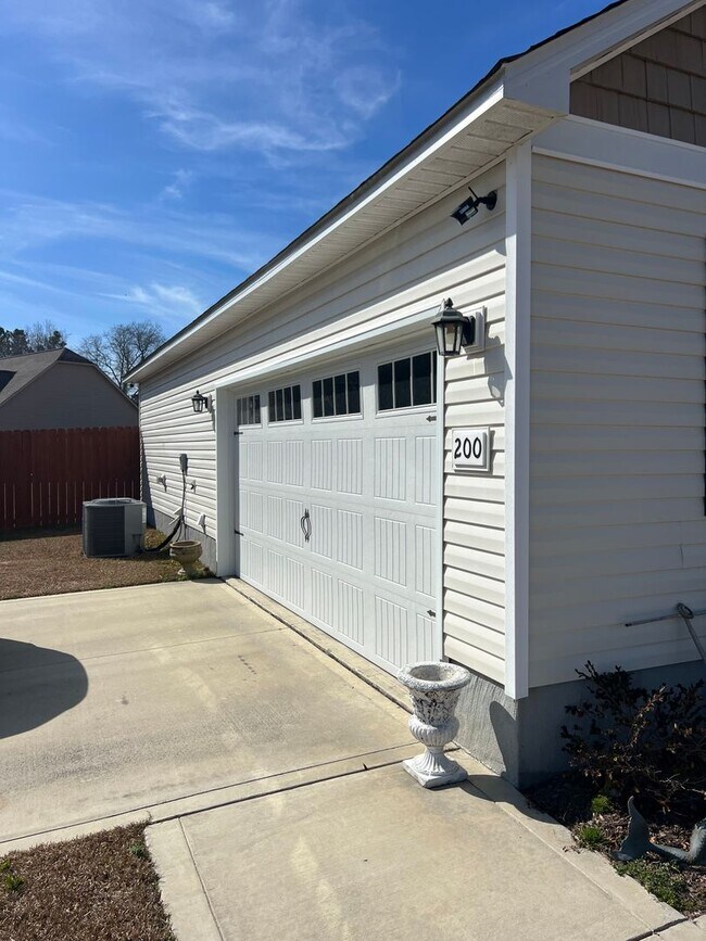 Holly Ridge near Hampstead, Jacksonville... Rental House Rental in