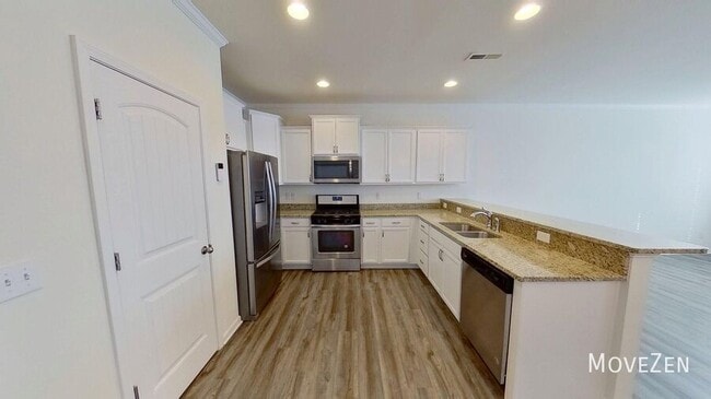 Photo - 1728 Shady Oaks Dr