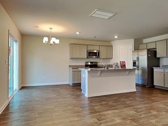 Photo - 606 Belmont Red Ln