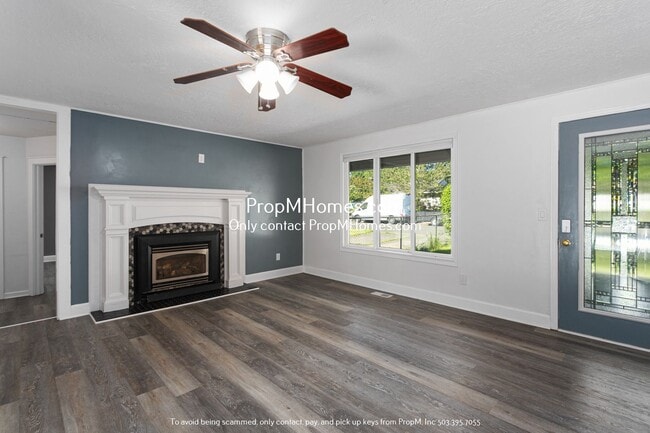 Photo - Charming Oregon City Home on 1/2 Acre - Fully Fenced Yard!