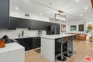 Photo - 700 Main St Unit 5