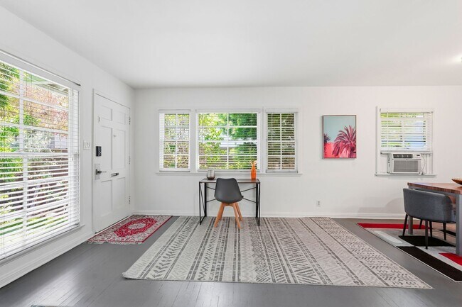 525 Venice Way Unit 523
