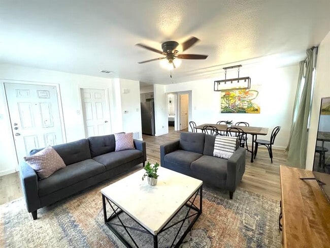 Photo - 6108 Wheless Cove Unit D