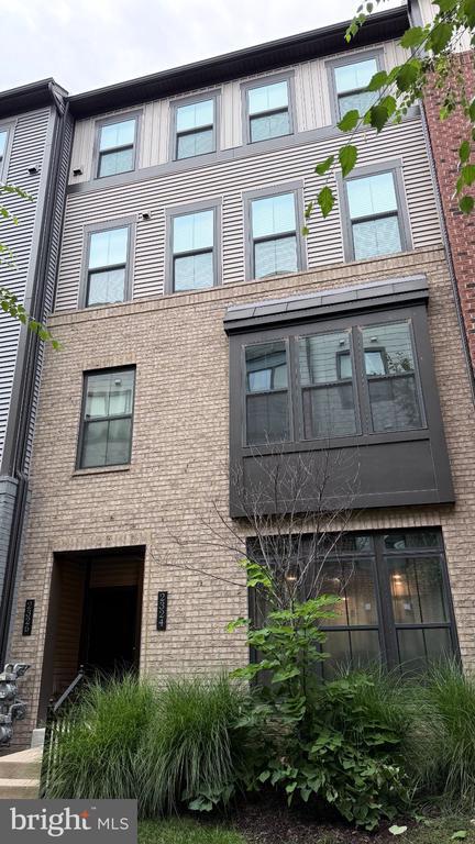 Building Photo - 2324 Water Promenade Ave