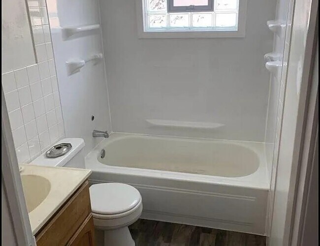 Photo - 1110 S Blaine Ave