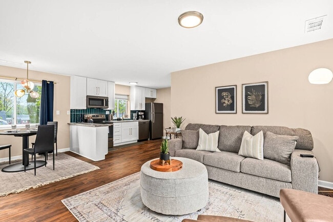 Photo - 18435 Sharon Ln Unidad ID1032346P