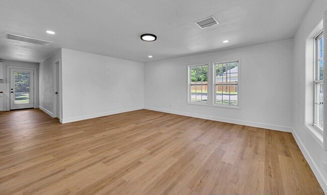 Photo - Newly Remodeled 2BD 1BA Home in Waco