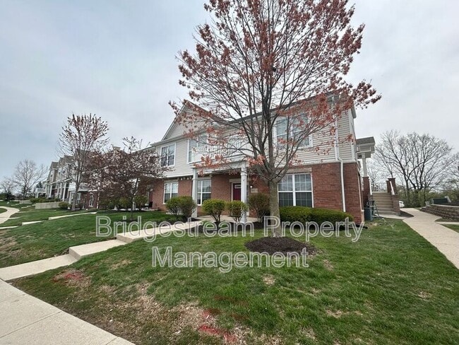 Building Photo - Lilac Lane 3658-3