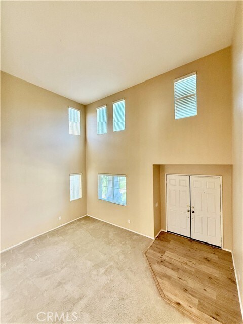 Photo - 29064 Azara St