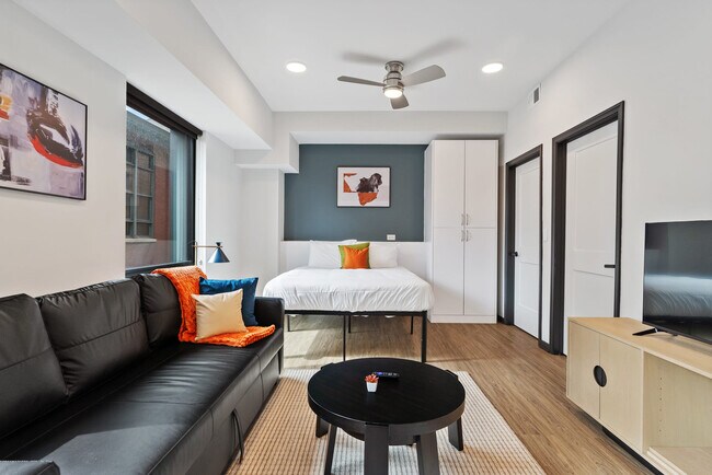 Photo - 423 E Michigan St Unidad SI ID1026470P