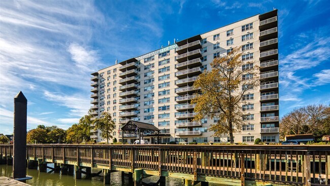 Building Photo - The Lafayette Apartments