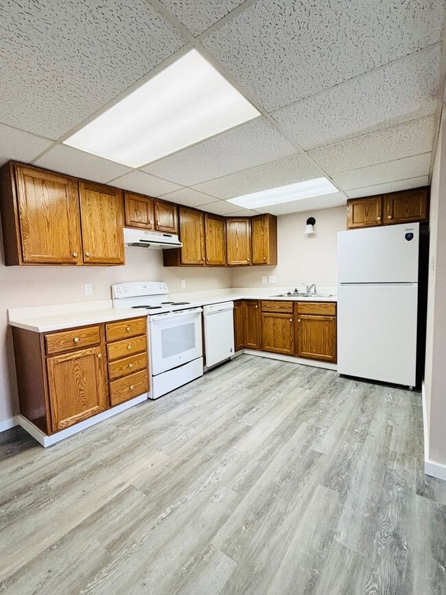 Building Photo - 1720 Cannon St Unit 3