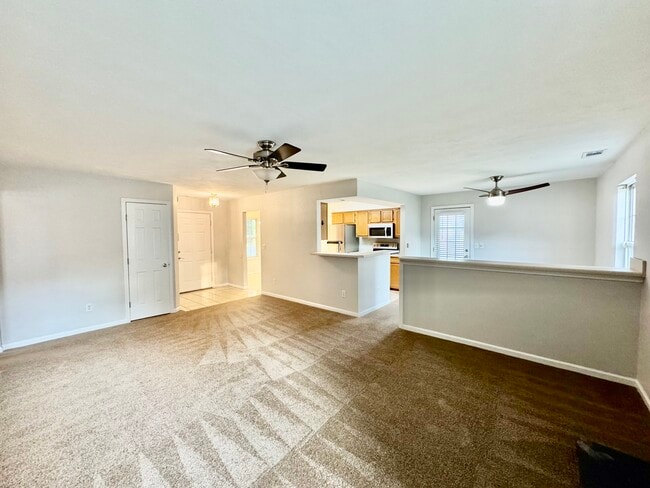 Photo - 612 Oak Grove Rd