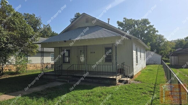Photo - 1414 S A St