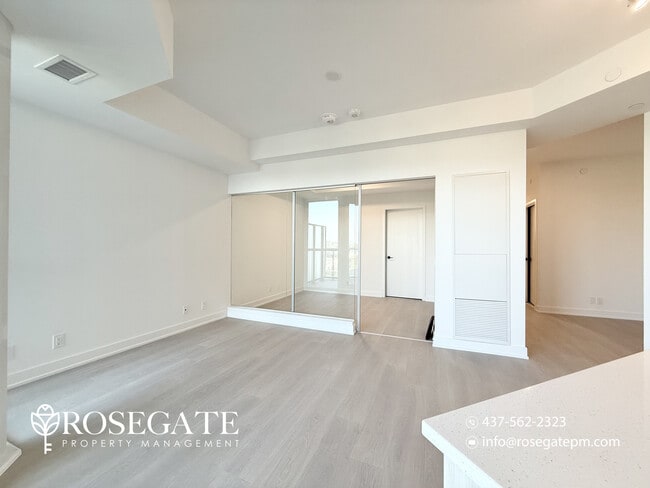 Photo - 1-Bedroom + Den Condo with 2 Bathrooms, Parking, Locker & Rogers Internet – Scarborough Unit 526