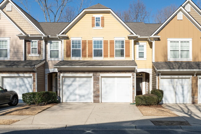 "Charming 3-Bed Home in Kennesaw with Gran... - "Charming 3-Bed Home in Kennesaw with Gran...