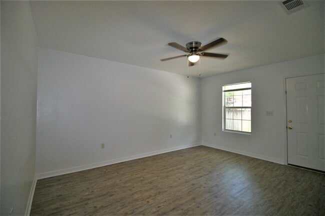 Photo - 538 Brock Ave Unit 538 Brock Lane