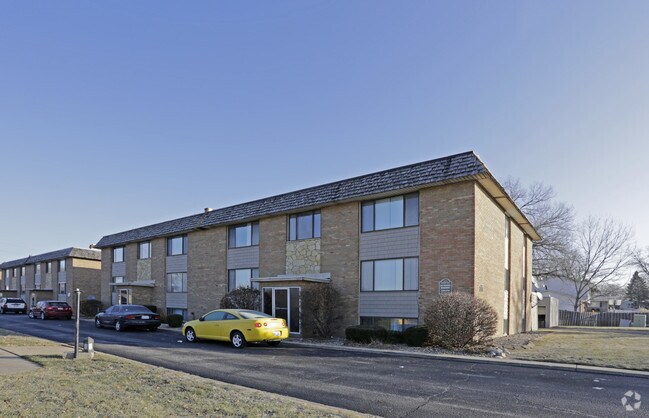 Kingsway Apartments - Kingsway Apartments