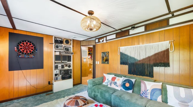 Photo - 1100 Rice Ln