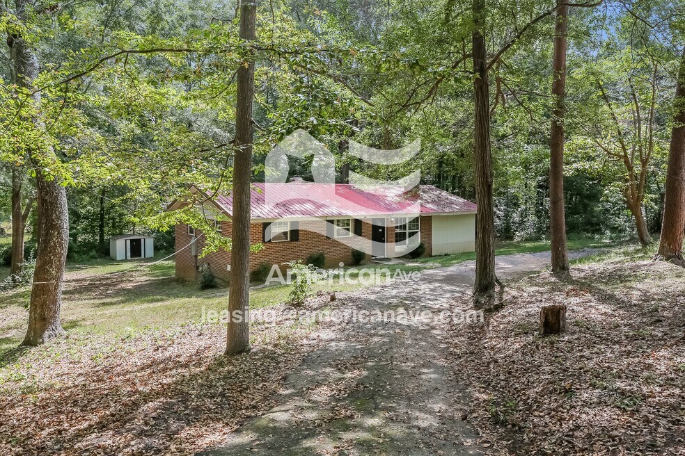 2305 Standing Springs Rd