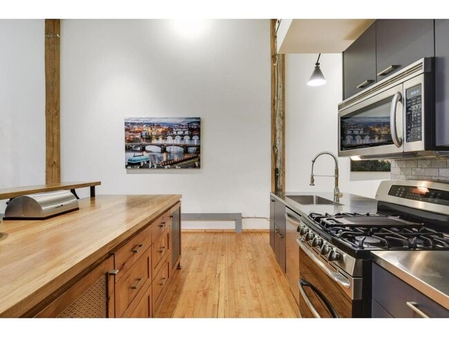 Photo - 801 N Washington Ave Unit 219