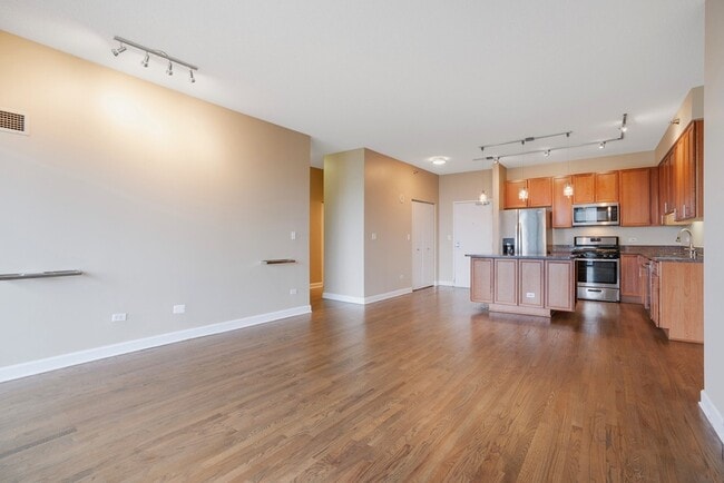 Photo - 41 E 8th St Unidad 2702